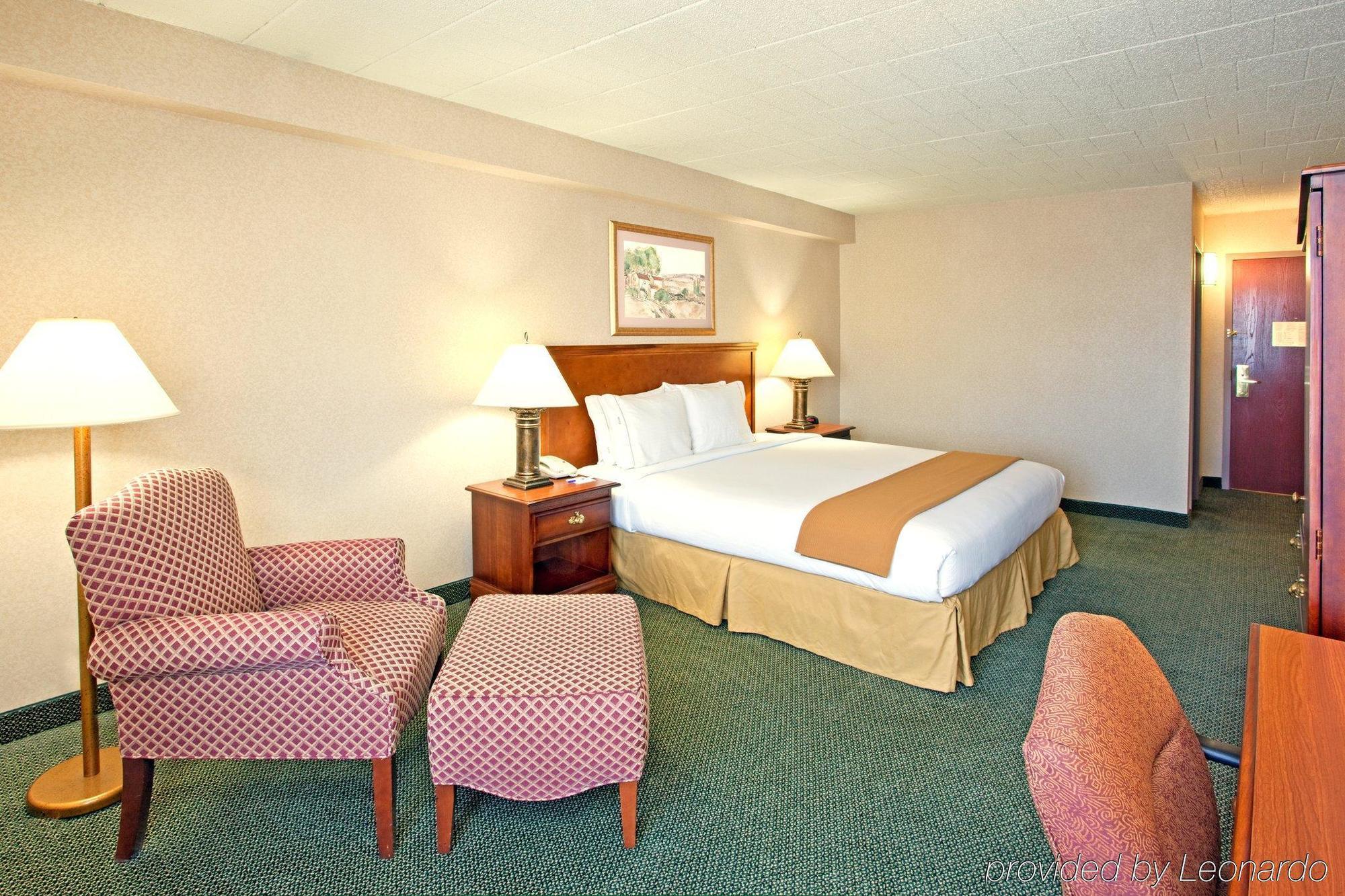 Holiday Inn Express And Suites Pittsburgh West Mifflin, An Ihg Hotel Szoba fotó