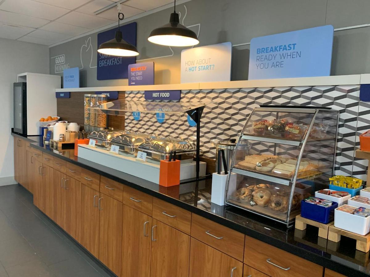 Holiday Inn Express And Suites Pittsburgh West Mifflin By Ihg Kültér fotó